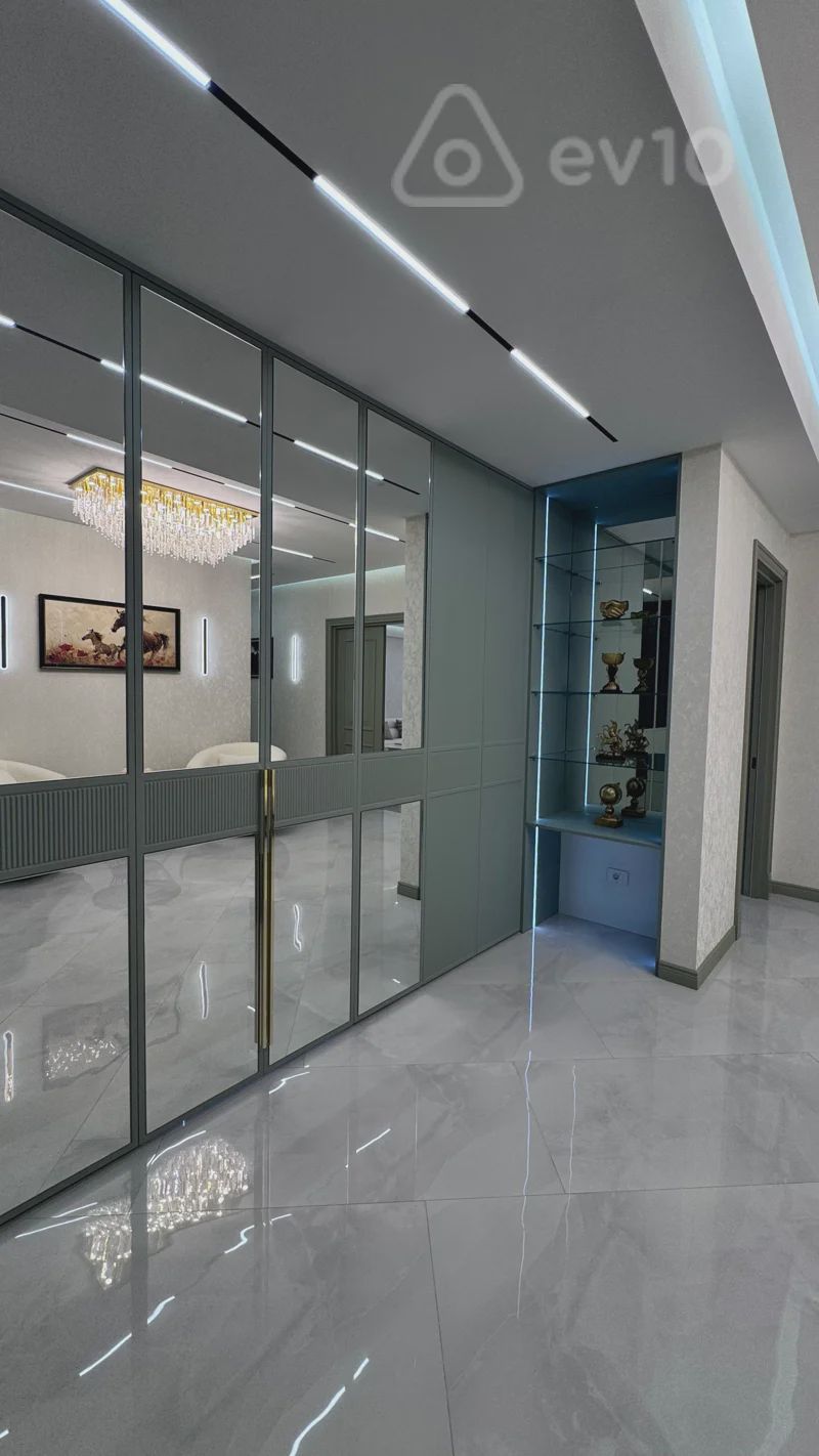 For sale: 4-room apartment (new building), 186 m² — Mənzil, Bakı (7)