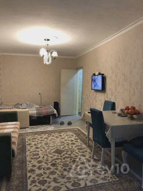 1 otaqlı mənzil, 40 m², Neftçilər metrosu — kirayə — 550 ₼ · Baku · Mənzil 1 otaqlı mənzil, 40 m², Neftçilər metrosu — kirayə — Baku