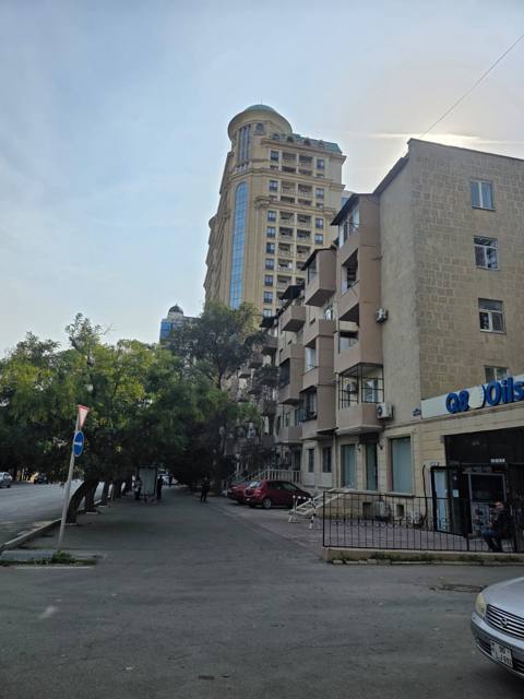 Satış: 2 otaqlı Köhnə tikili, 50 m², Yasamal rayonu — 182 000 ₼ · 2 ოთახი · 50 m² · სართული 4/5 · Baku, Yasamal · Mənzil Satış: 2 otaqlı Köhnə tikili, 50 m², Yasamal rayonu — Baku
