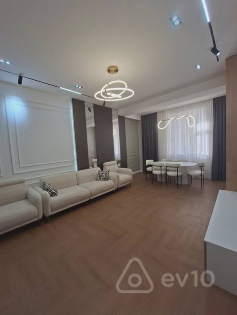 3 otaqlı mənzil, 90 m², Xan Şuşinski küc — Baku