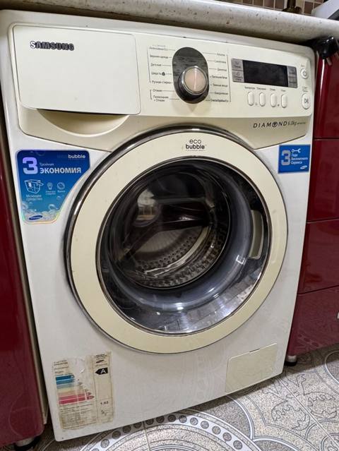 6kg Samsung paltaryuyan satılır tam işlək 220azn Unvan Saray 9187 — Baku