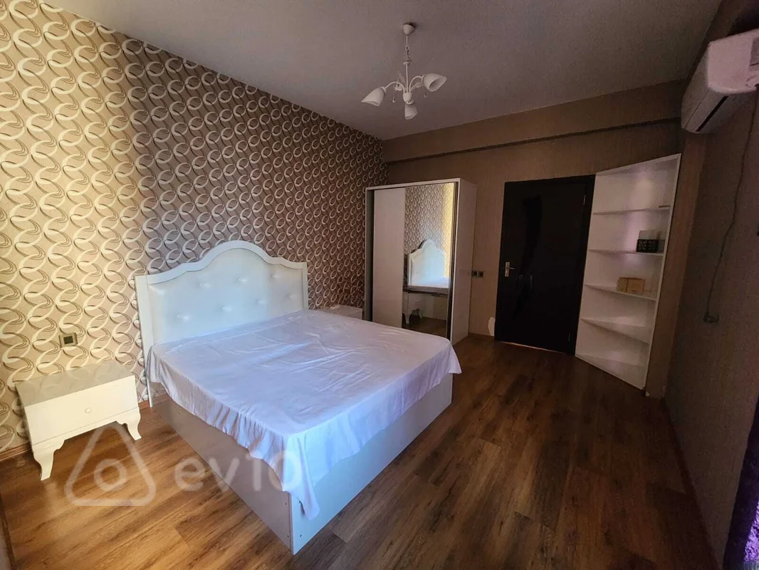 3 otaqlı mənzil, 80 m², Yasamal ray Yeni yasamal qes Esed Ehmedov kuc — kirayə — 650 ₼ · Baku · Mənzil 3 otaqlı mənzil, 80 m², Yasamal ray Yeni yasamal qes Esed Ehmedov kuc — kirayə — Baku