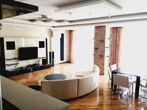 5 otaqlı mənzil, 220 m², Rəşid Behbudov — Baku