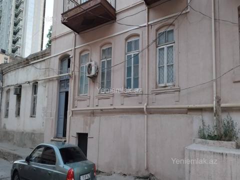 Kirayə 1 otaqlı Bina evi menzil (Köhnə tikili), 29 m², Səbail rayonu — 250 ₼ · Baku · Mənzil Kirayə 1 otaqlı Bina evi menzil (Köhnə tikili), 29 m², Səbail rayonu — Baku
