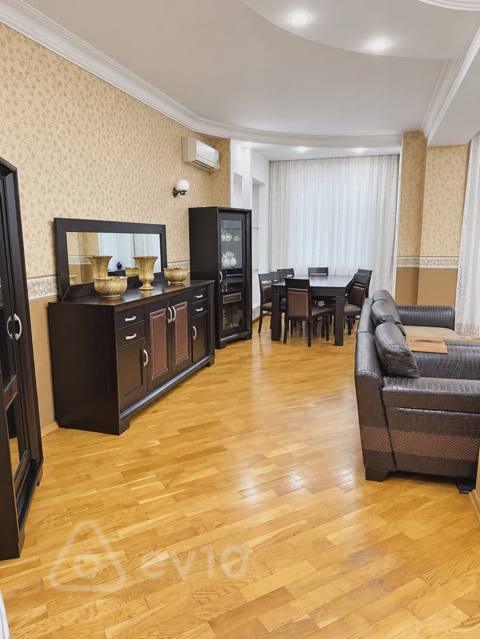 4 otaqlı mənzil, 160 m², Adil Məmmədov küçəsi — Bakı