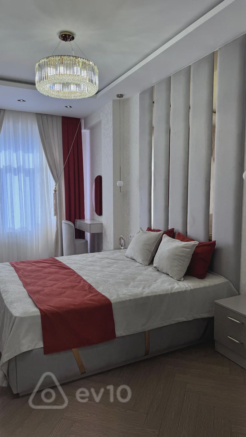 For sale: 4-room apartment (new building), 186 m² — Mənzil, Bakı (11)