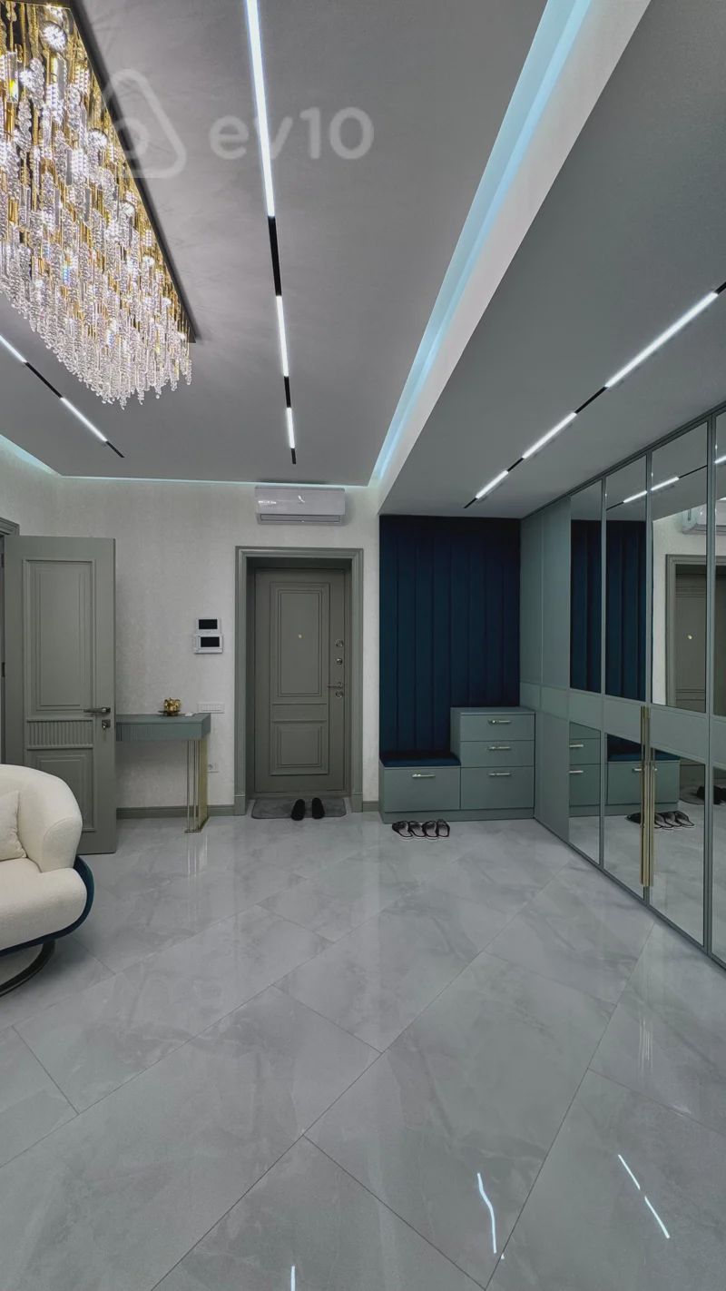 For sale: 4-room apartment (new building), 186 m² — Mənzil, Bakı (5)
