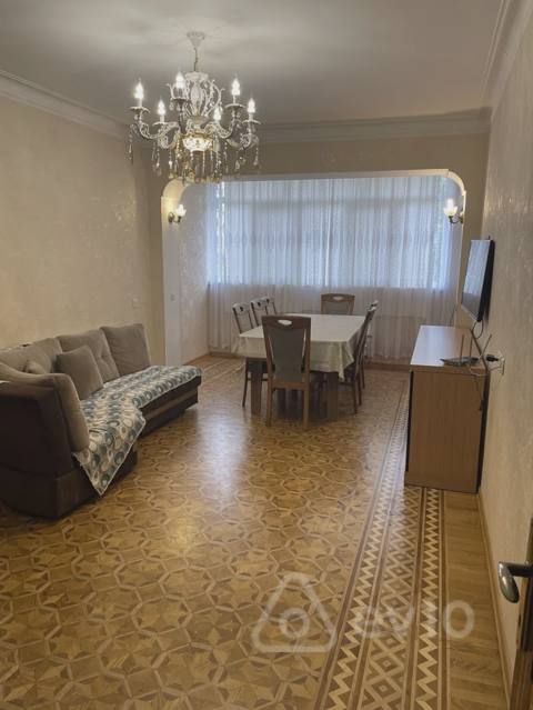 3 otaqlı mənzil, 82 m², Bakı, Abbas Mirzə Şərifzadə küç. 67 — Bakı