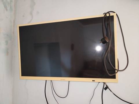 Smart 82 ekran televizor satılır 100 m.isləkdi. Un.Masdaga. Ziya.76 21 — 100 ₼ · Джейранбатан · Televizorlar Smart 82 ekran televizor satılır 100 m.isləkdi. Un.Masdaga. Ziya.76 21 — Джейранбатан