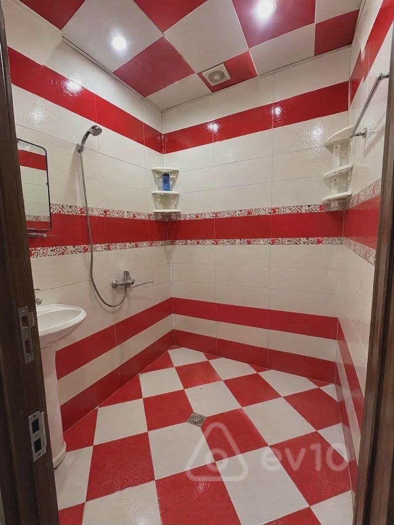 For rent: 2-room apartment (old building), 60 m² — Mənzil, Bakı (4)