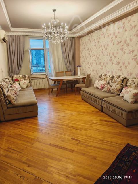 3 otaqlı mənzil, 130 m², 20 yanvar kuc — kirayə — Baku
