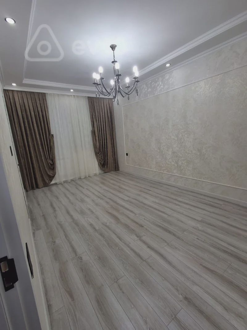 For sale: 2-room apartment (old building), 36 m² — Mənzil, Bakı (5)