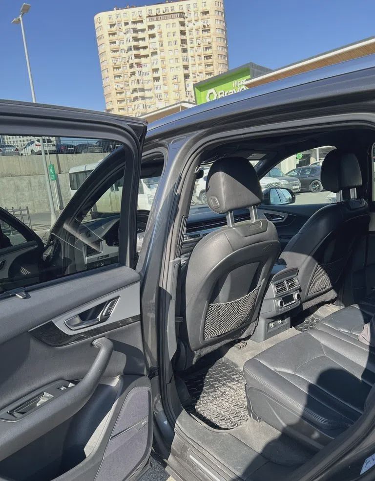 Audi Q7, 2018 il, 208000 km, 2 L — Avtomobillər, Bakı (5)