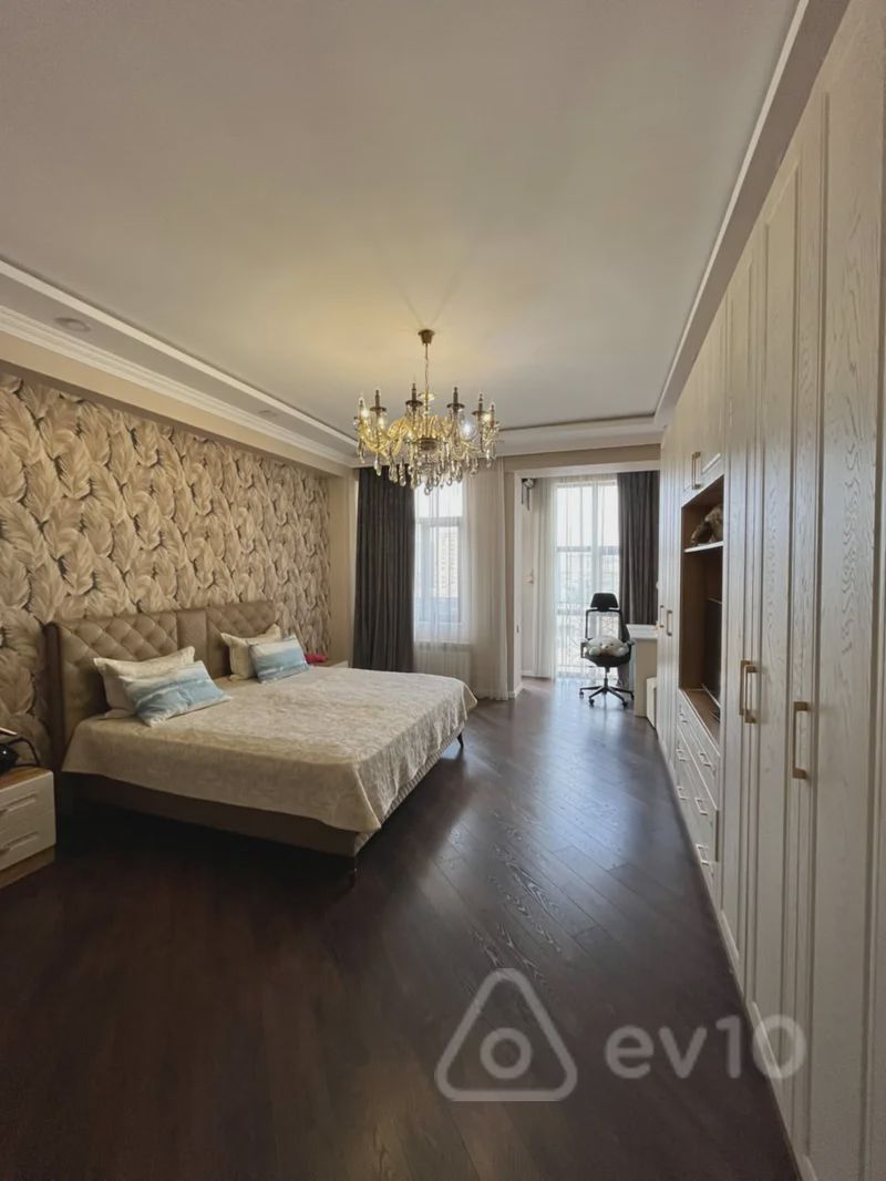 For sale: 3-room apartment (new building), 164 m² — Mənzil, Bakı (8)