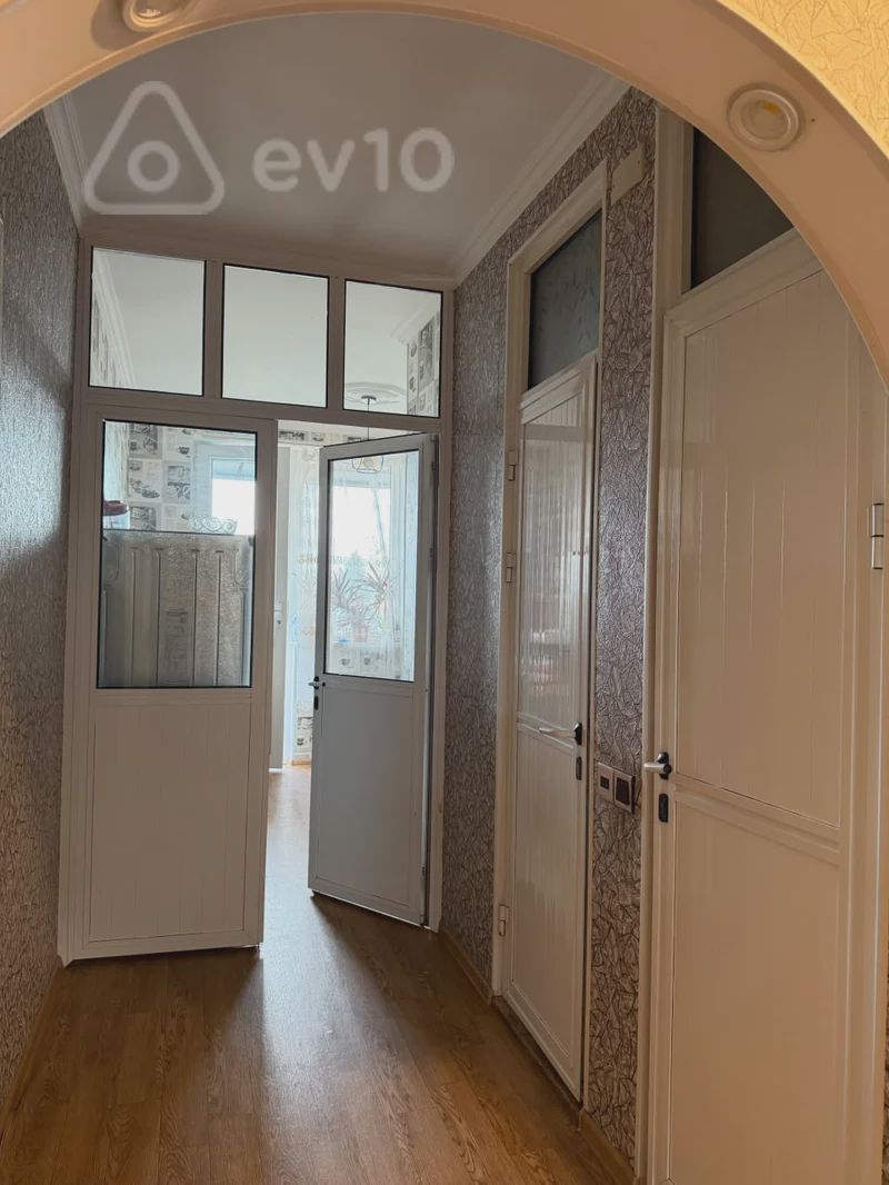 Satılık 3 odalı daire (eski bina), 72 m² — Mənzil, Gəncə (11)