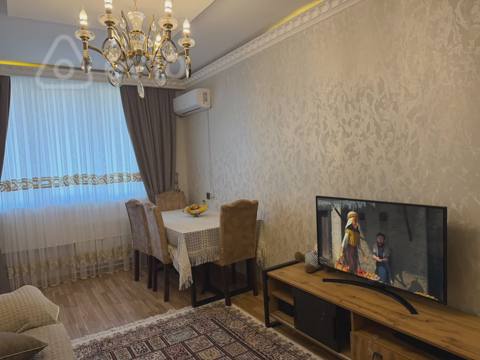 3 otaqlı mənzil, 72 m², Gəncə şəh. 4 mkr — 95 000 ₼ · Gəncə · Mənzil 3 otaqlı mənzil, 72 m², Gəncə şəh. 4 mkr — Gəncə
