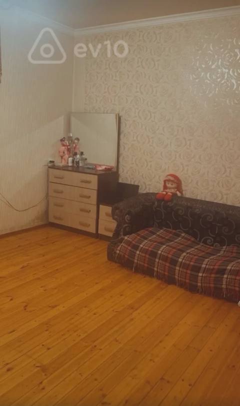 2 otaqlı həyət evi, 55 m², Ugur market, Xırdalan — kirayə — 300 ₼ · Khirdalan · Ev, villa 2 otaqlı həyət evi, 55 m², Ugur market, Xırdalan — kirayə — Khirdalan