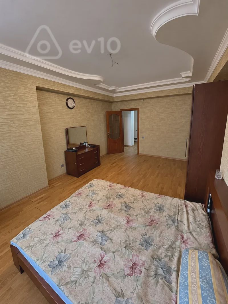 For sale: 2-room apartment (new building), 90 m² — Mənzil, Bakı (2)