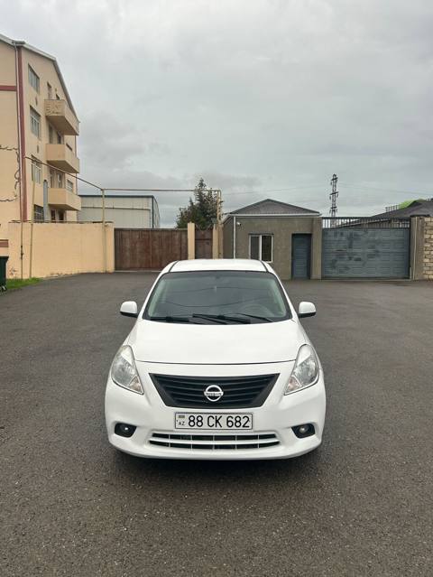 Nissan Sunny: 1.2 l 2014 il Sedan — 13 000 ₼ · 2014 · 335 000 km · Bakı · Avtomobillər Nissan Sunny: 1.2 l 2014 il Sedan — Bakı