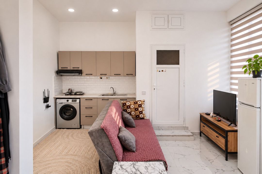 For sale: 1-room apartment (old building), 42 m² — Mənzil, Bakı (8)