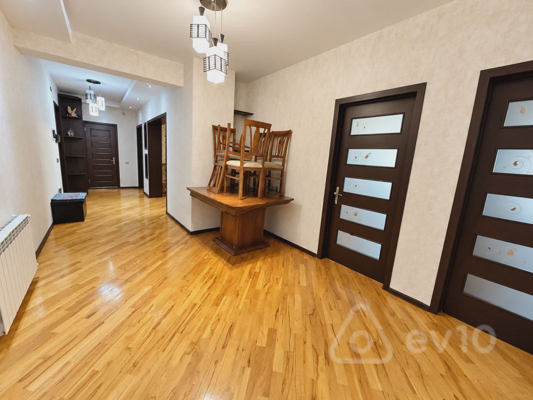 For sale: 3-room apartment (new building), 135 m² — Mənzil, Bakı (11)