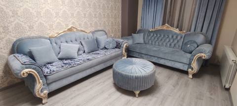 2 divan+pufik 400azn satılır bugün çıxmalıdı ünvan Nərimanov — Баку