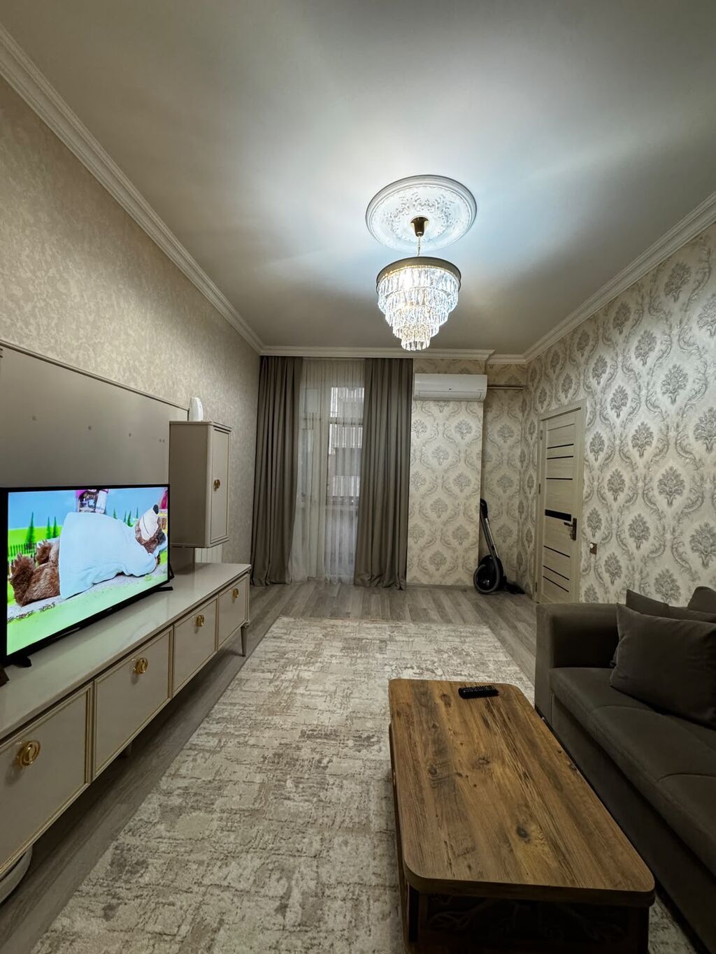 3 otaqlı, Yeni tikili, 82 kv. m