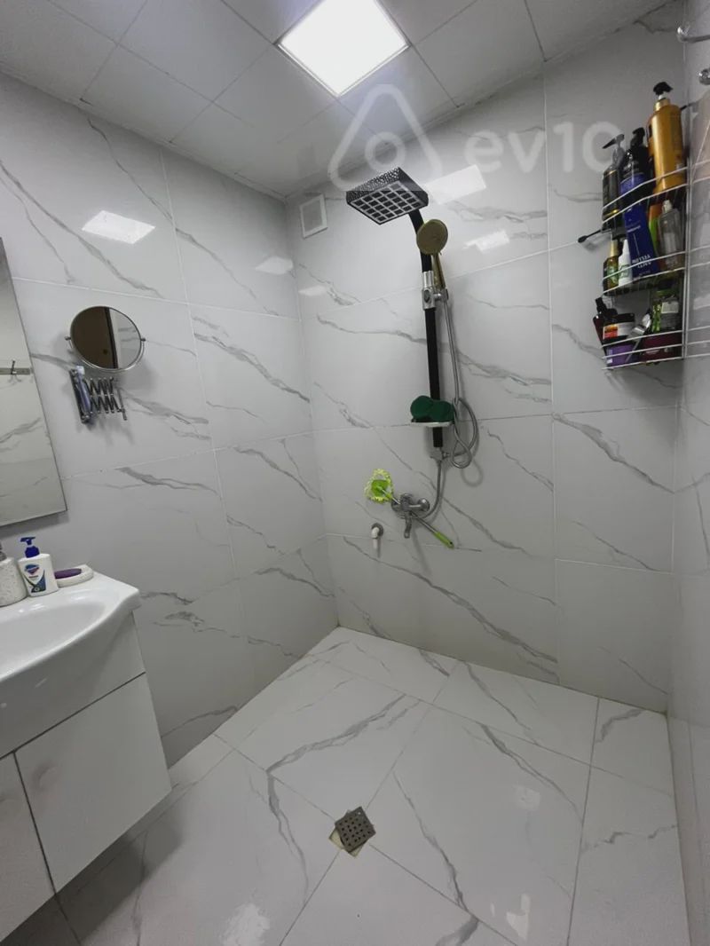 For sale: 3-room apartment (old building), 60 m² — Mənzil, Bakı (9)