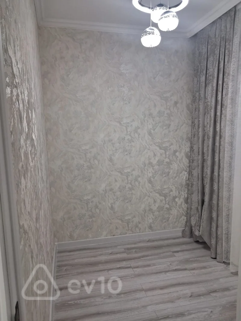 For sale: 2-room apartment (old building), 36 m² — Mənzil, Bakı (11)