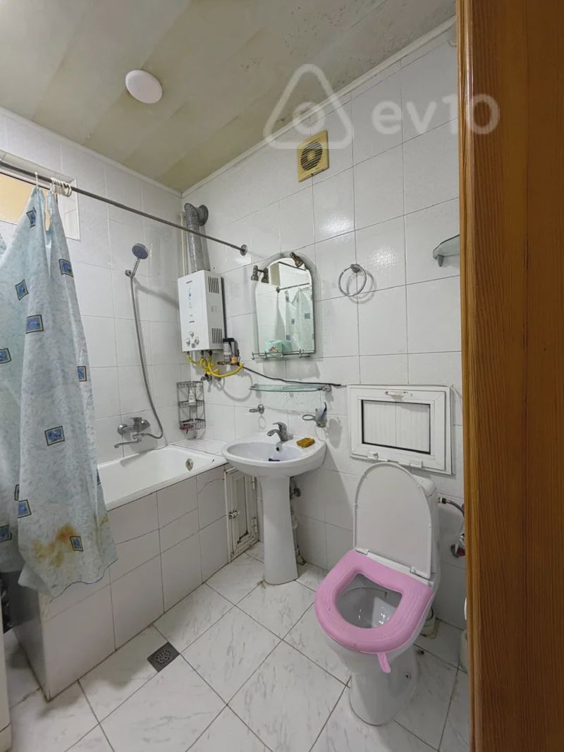 For rent: 2-room apartment (old building), 50 m² — Mənzil, Bakı (6)