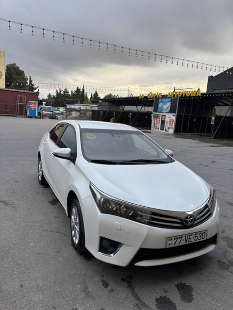 Toyota Corolla: 1.6 l 2013 il Sedan — 19 500 ₼ · 2013 · 200 000 km · Баку · Avtomobillər Toyota Corolla: 1.6 l 2013 il Sedan — Баку