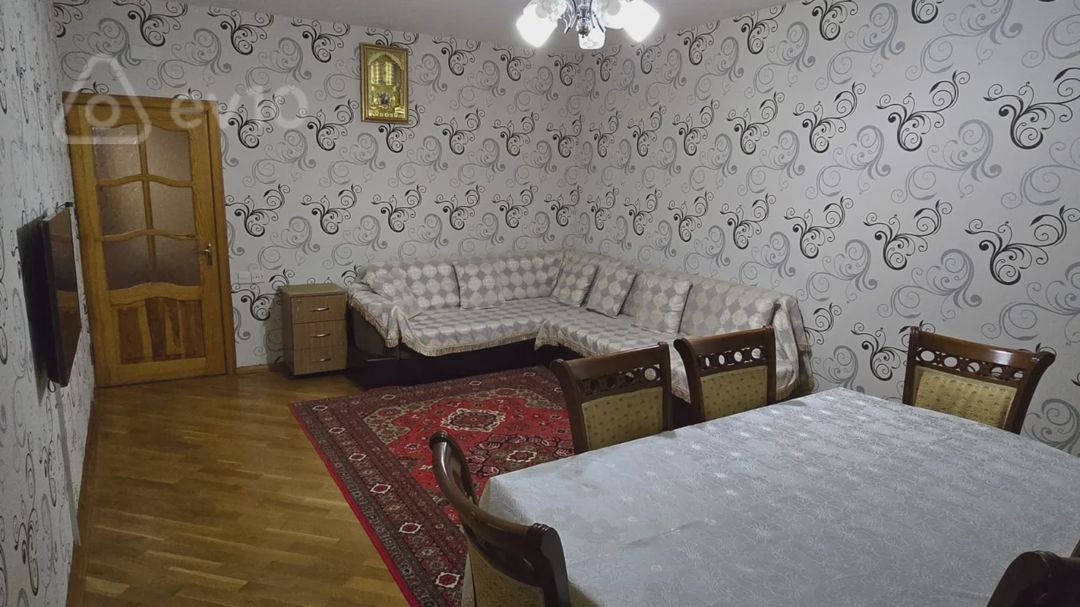 For rent: 2-room apartment (old building), 65 m² — Mənzil, Bakı (9)
