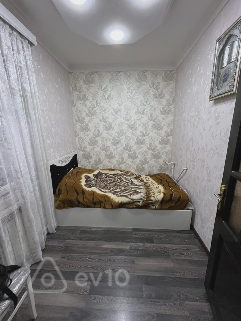 For sale: 3-room apartment (old building), 60 m² — Mənzil, Bakı (4)