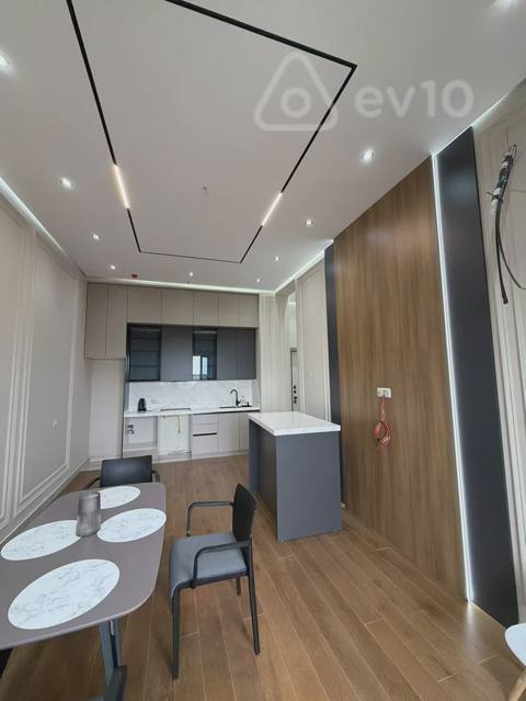 3 otaqlı mənzil, 72 m², Islam Abisov kucesi — Baku