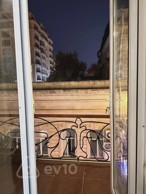 2 otaqlı mənzil, 61 m², Sahil metrosu — kirayə — 800 ₼ · Baku · Mənzil 2 otaqlı mənzil, 61 m², Sahil metrosu — kirayə — Baku