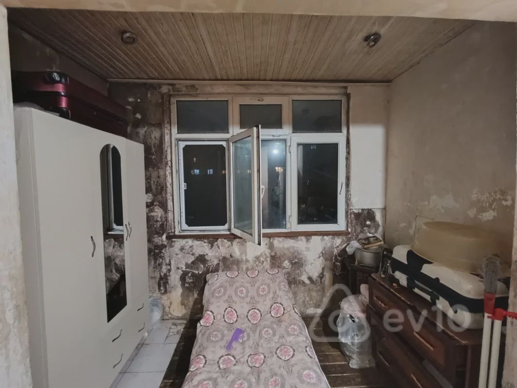 For sale: 1-room apartment (old building), 36 m² — Mənzil, Bakı (4)