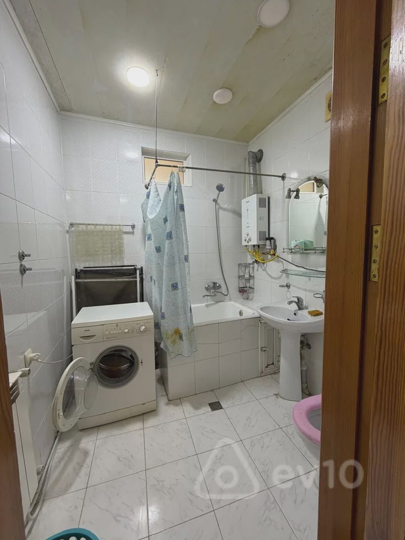 For rent: 2-room apartment (old building), 50 m² — Mənzil, Bakı (7)