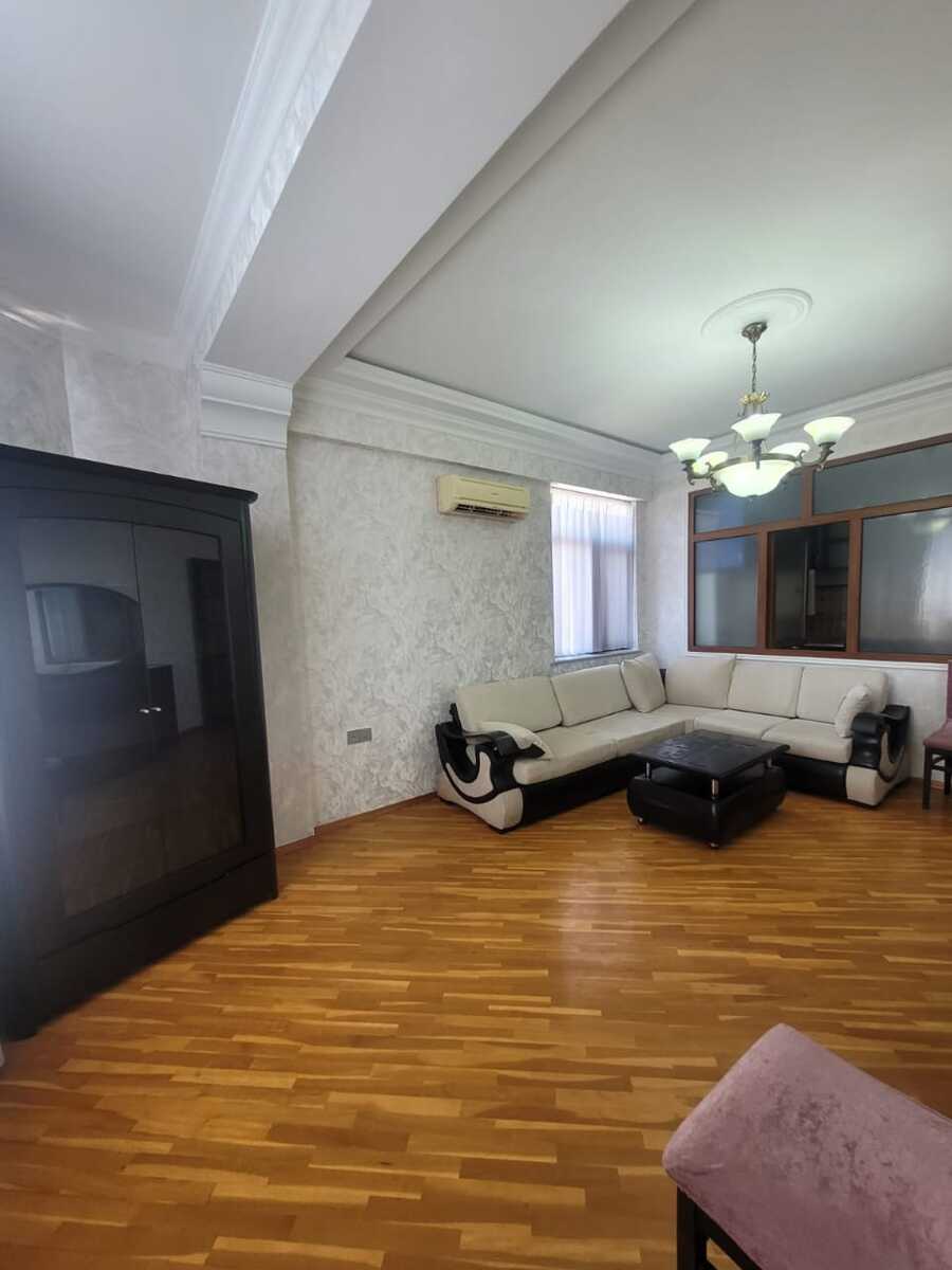 For sale: 2-room apartment (new building), 52 m² — Mənzil, Bakı