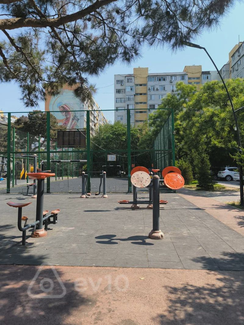 For sale: 2-room apartment (old building), 41 m² — Mənzil, Bakı (3)