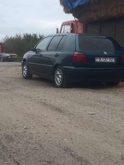 Volkswagen Golf: 1.8 l 1993 il Hetçbek — Bakı