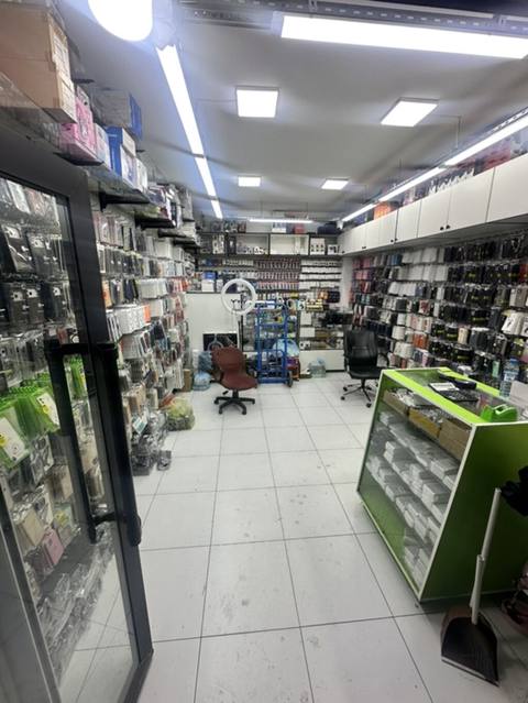 Telefon aksesuarlari satisi etrafli melumat ucun elaqe saxlayin yas — Baku
