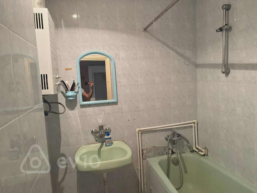 იყიდება 3-ოთახიანი apartment (old building), 80 მ² — Mənzil, Bakı (8)
