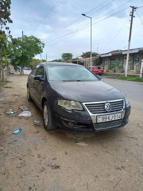 Volkswagen Passat: 2 l 2006 il Sedan — Баку