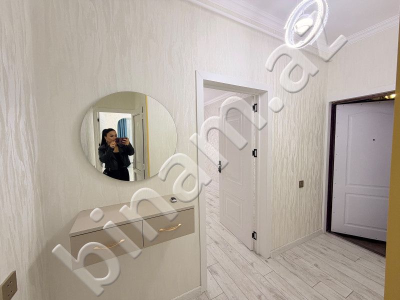 For sale: 2-room apartment (old building), 40 m² — Mənzil, Bakı (5)