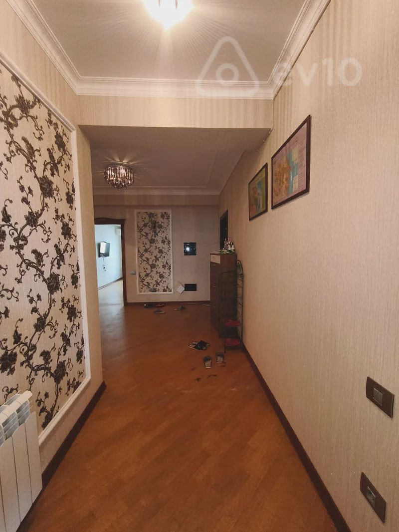 For sale: 4-room apartment (new building), 218 m² — Mənzil, Bakı (9)