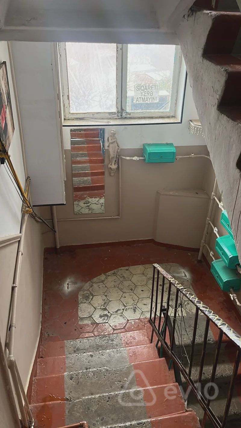 For sale: 3-room apartment (old building), 60 m² — Mənzil, Bakı (7)
