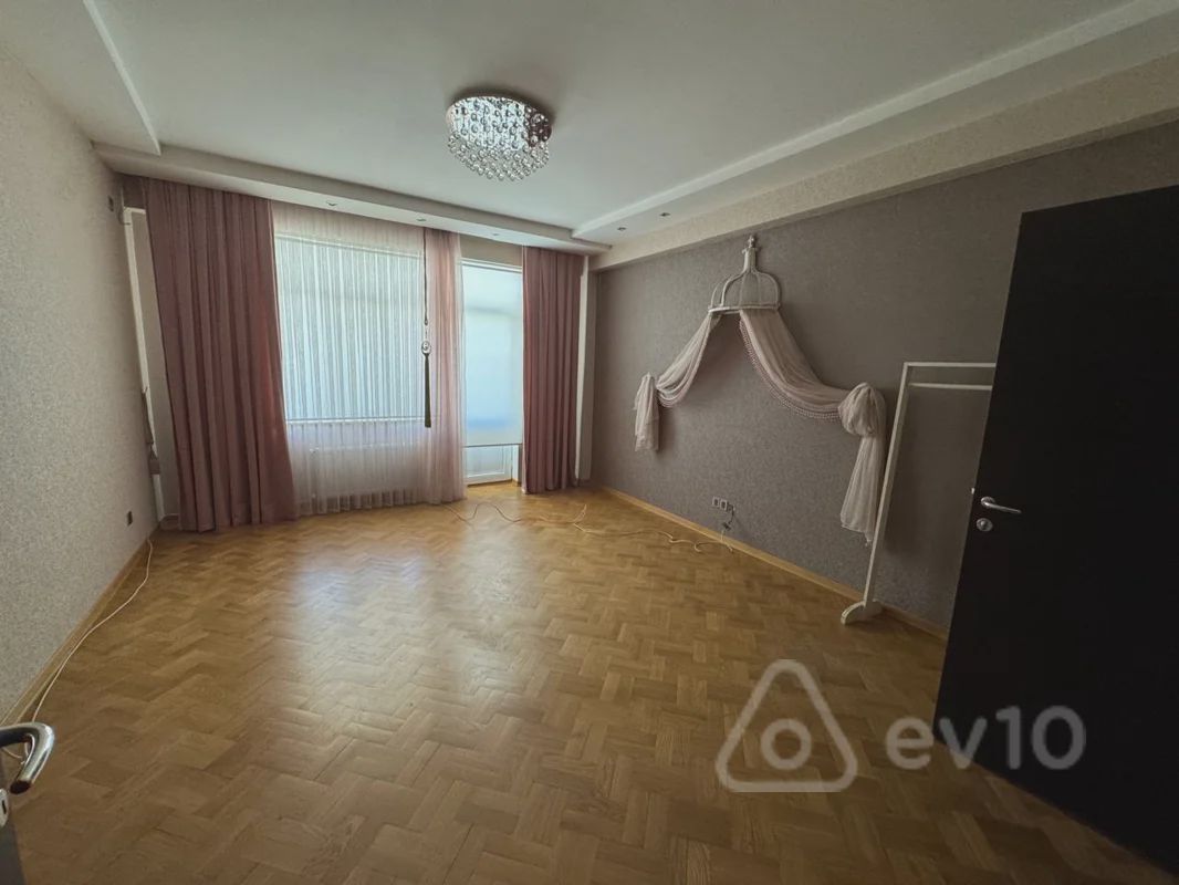 Kiralık 3 odalı daire (yeni bina), 150 m² — Mənzil, Bakı (4)