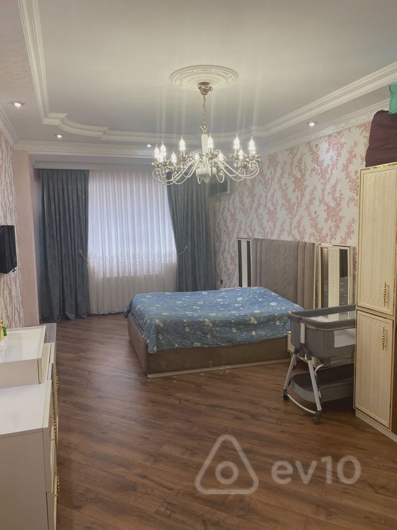 For sale: 3-room apartment (new building), 135 m² — Mənzil, Bakı (6)