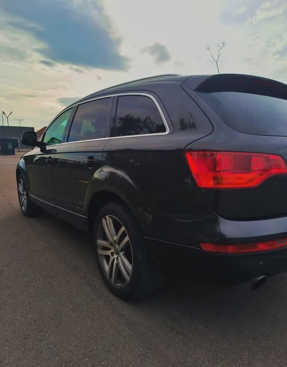 Audi Q7, 2006 il, 283000 km, 4.2 kwt — Avtomobillər, Gəncə (4)