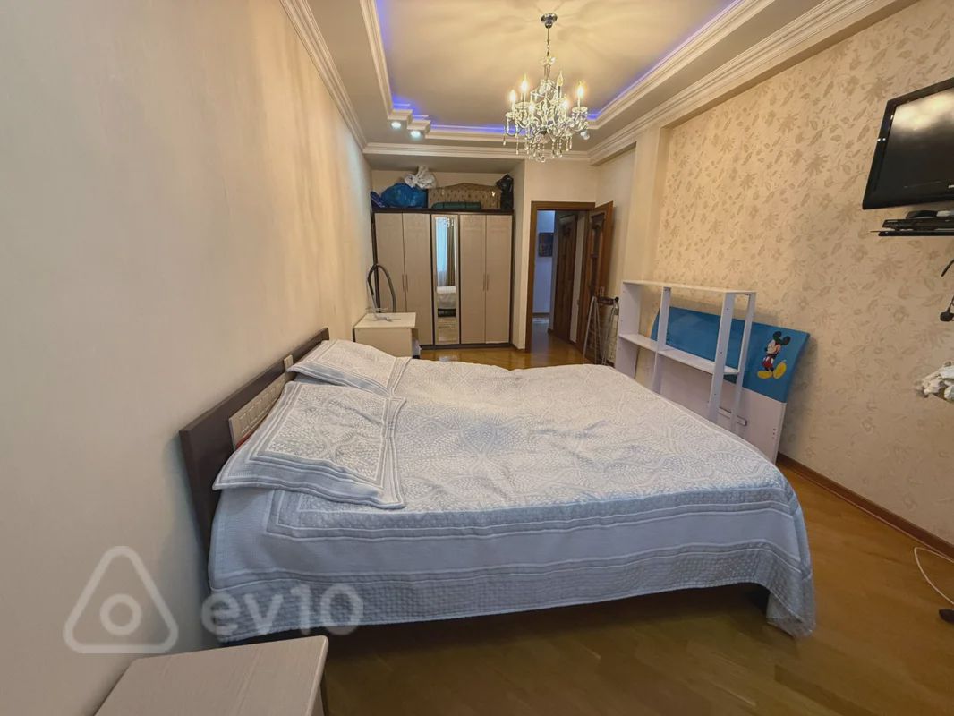 For sale: 4-room apartment (new building), 145 m² — Mənzil, Bakı (3)